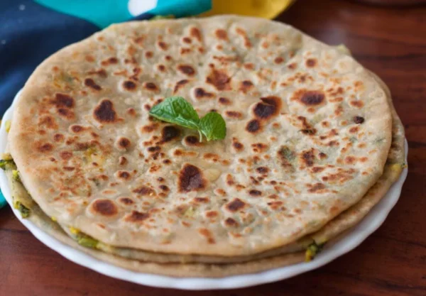 Aloo Paratha (V)